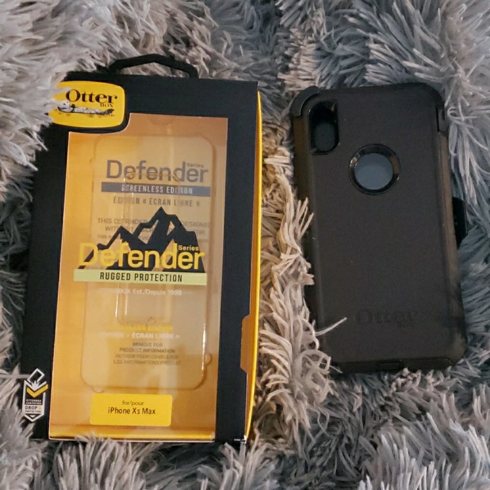 Authentic OtterBox iPhone XS Max